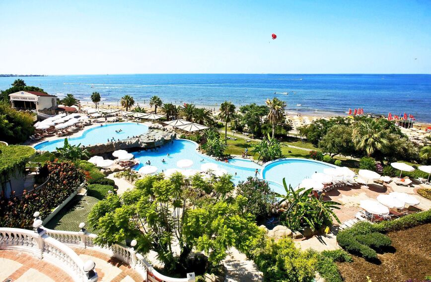 Crystal Sunrise Queen Resort & Spa