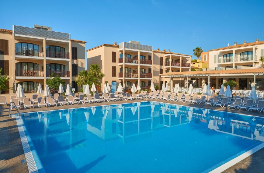 Protur Floriana Resort