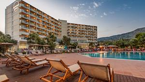 Hotel Amarynthos Resort